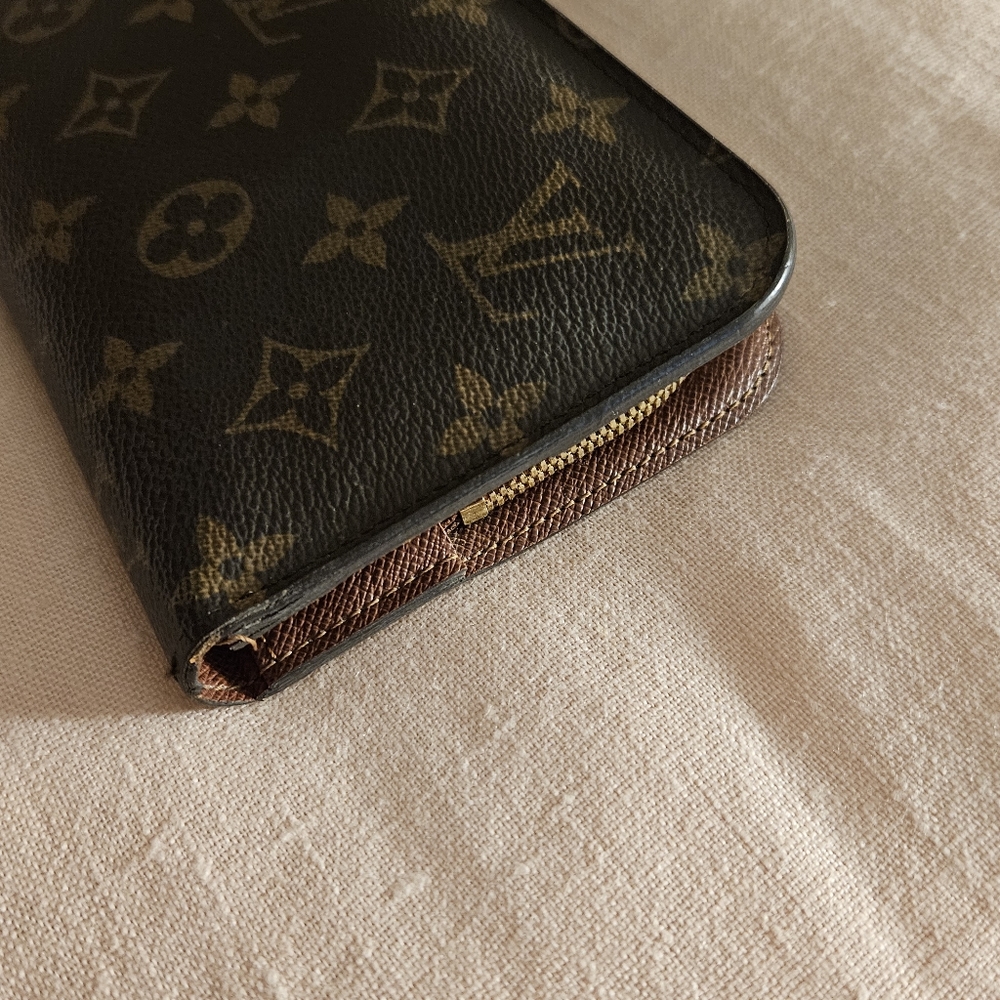 SOLD✨️Authentic✨️Louis Vuitton  Monogram Insolite Wallet - Picture 10 of 16
